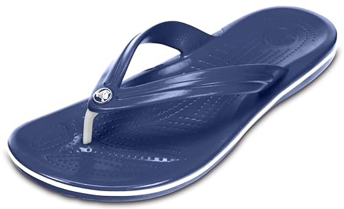 Crocs Crocband Flip-Sandalen – Unisex Flip-Sandalen für Erwachsene – Wasserdichte, schnell trocknende Flip-Flops – Navy – Größe 39-40 von Crocs