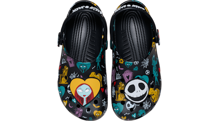 Crocs | Unisex | Disney Tim Burtons The Nightmare Before Christmas Jack and Sally Classic  | Clogs |  | 37 von Crocs