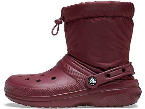 Crocs Unisex Classic Lined Neo Puff Boot Garnet Damen 38-39 Stiefeletten, 38 EU von Crocs