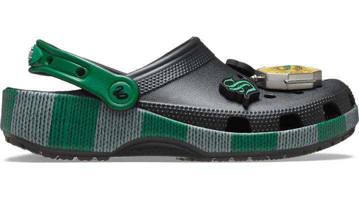Crocs | Unisex | Harry Potter Slytherin Classic  | Clogs | patterned | 38 von Crocs