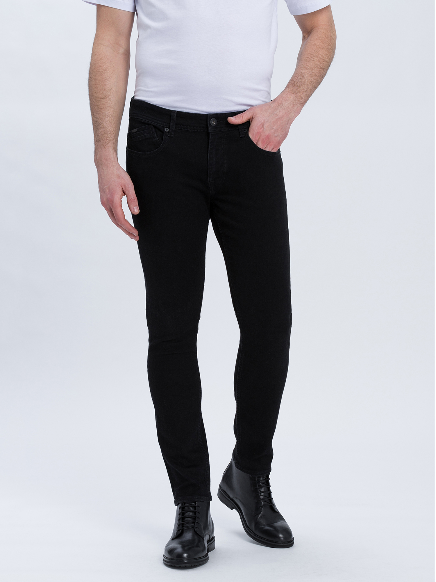 Cross Jeans Jimi 5 Pocket Pants black von Cross