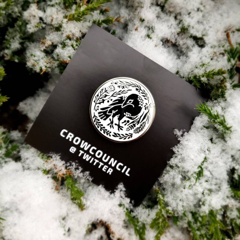 Schatzkrähe Emaille Pin von CrowCouncil