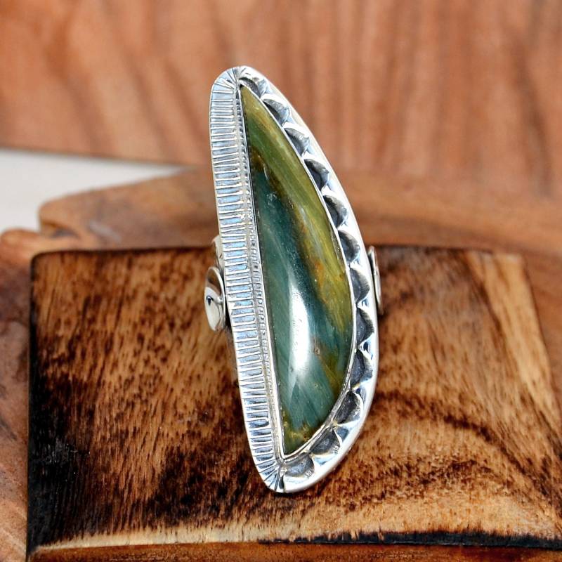 Larsonit Jaspis Ring, Grüner Silber Handarbeit Statement Breiter Band Boho Ring von CrownJewelsHub