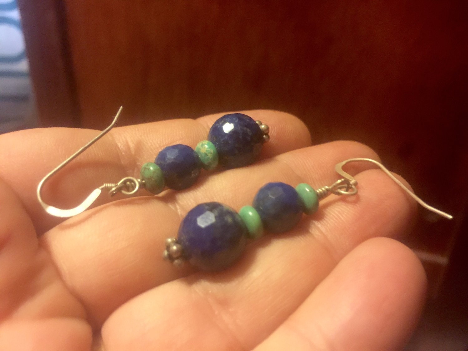 Türkis Und Lapislazuli Natürliche Sterling Silber Ohrringe Türkis Und Lapislazuli Natürliche Sterling Silber Ohrringe von CrownJewelsRocks