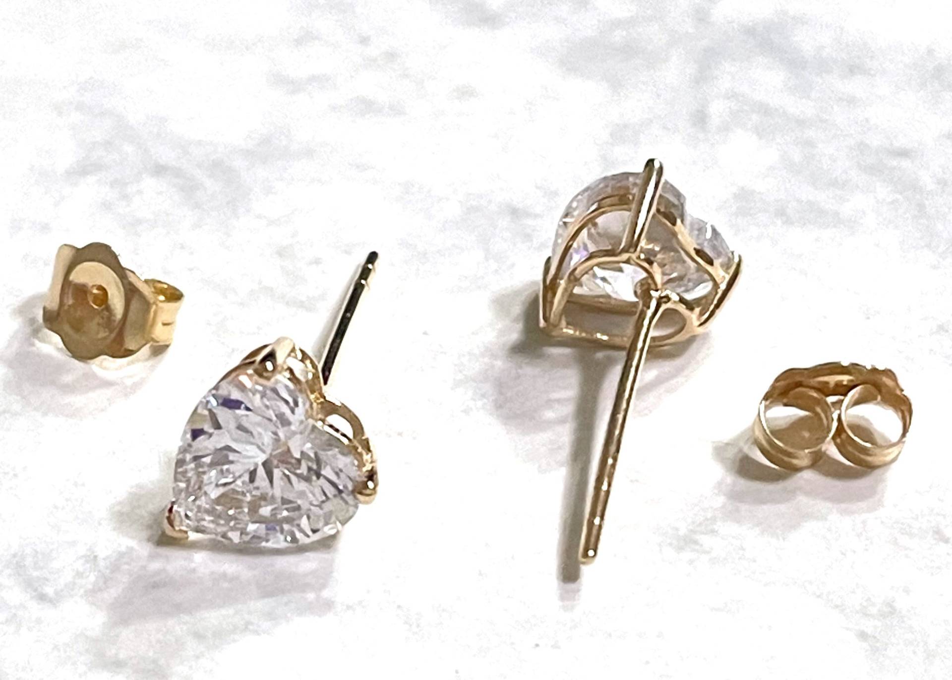 Solide 18K Gold Diamant Ohrringe, 2Ct Herz Ohrstecker Diamant, Handgemachtes Schmuck Geschenk Für Sie, Jahrestag, Ohrringe Solide 18K Gold Diamant Ohrringe, 2Ct Herz Ohrstecker Diamant, Handgemachtes Schmuck Geschenk Für Sie, Jahrestag, Ohrringe von CrownRegalCollection