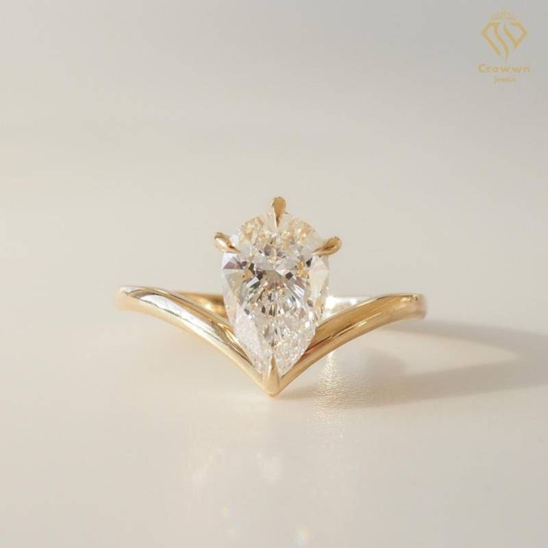 2 Ct Birne Verlobungsring Moissanit Ring Birnenförmiger Ehering Solitär Ringe 14K Solid Gold Jubiläumsgeschenk Für Sie von CrowwnJewels