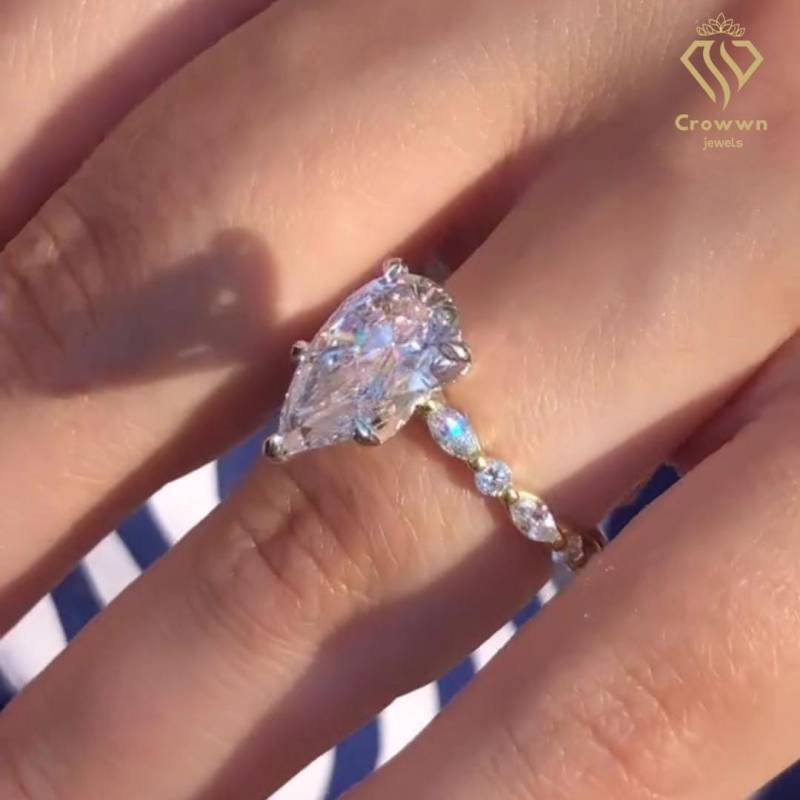 3 Ct Birnenschliff Verlobungsring Birnenform Moissanite Diamant Ring 14K Weißgold Pave Setting Geburtstagsgeschenk Jahrestag Ringe Für Frauen von CrowwnJewels