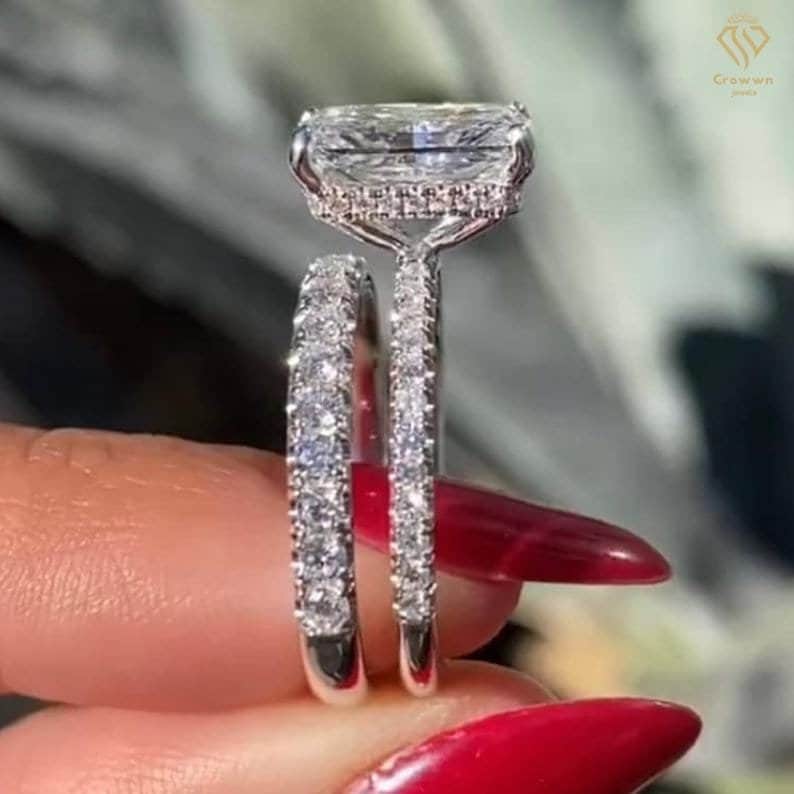 3.5 Ct Radiant Cut Moissanite Braut Set Funkelnder Verlobungsring & Diamantband Perfektes Hochzeitsgeschenk Für Sie Zeitloser Brautschmuck von CrowwnJewels