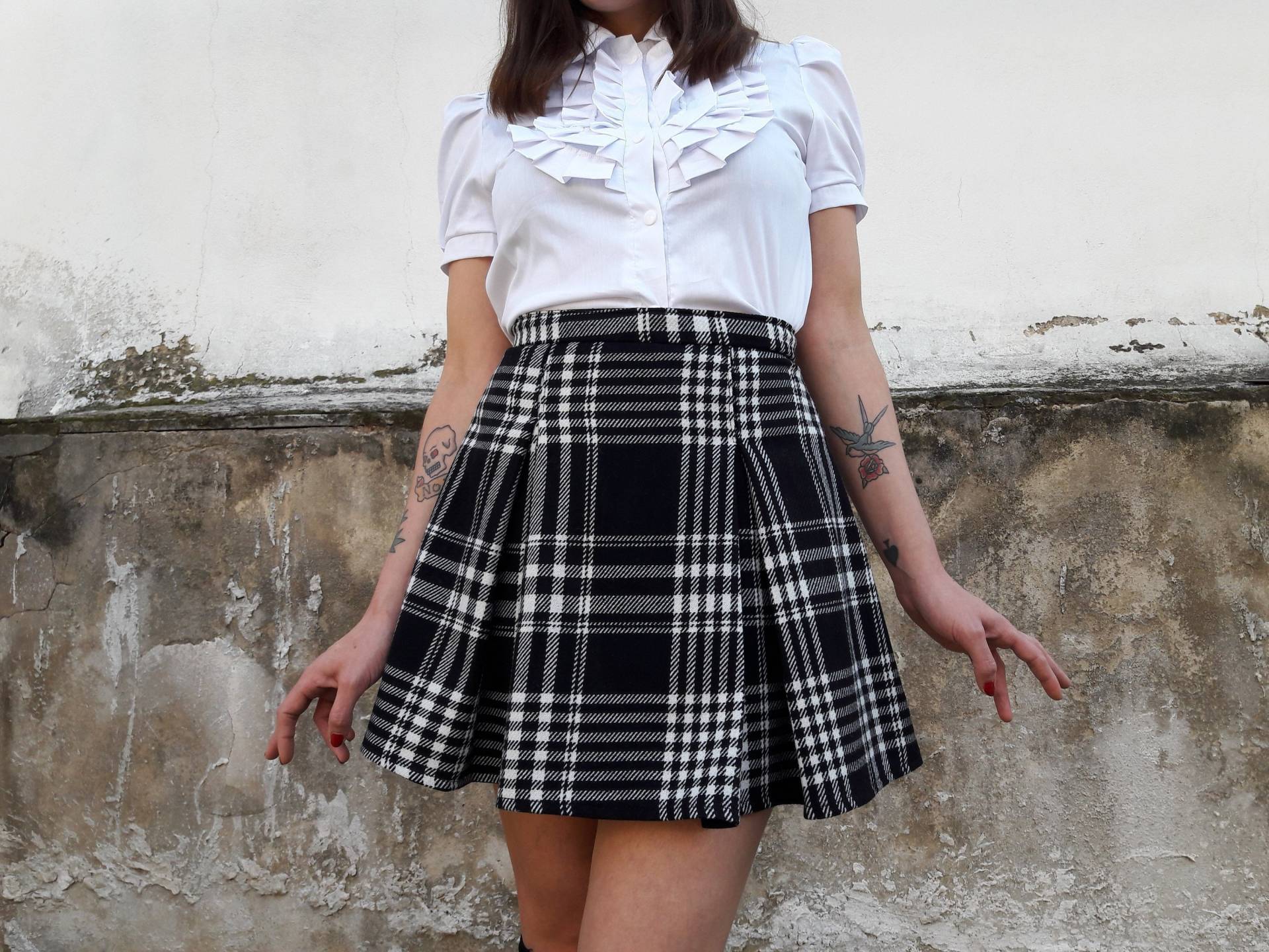 Karierter Schwarz-Weiß-Grunge-Rock Mit Falten, Tartan-Punk-Mini Faltenrock, Adrette B/W Rock, Made To Order, Plus Größen Sind Verfügbar Karierter Schwarz-Weiß-Grunge-Rock Mit Falten, Tartan-Punk-Mini Faltenrock, Adrette B/W Rock, Made To Order, Plus Größen Sind Verfügbar von CruelCandy