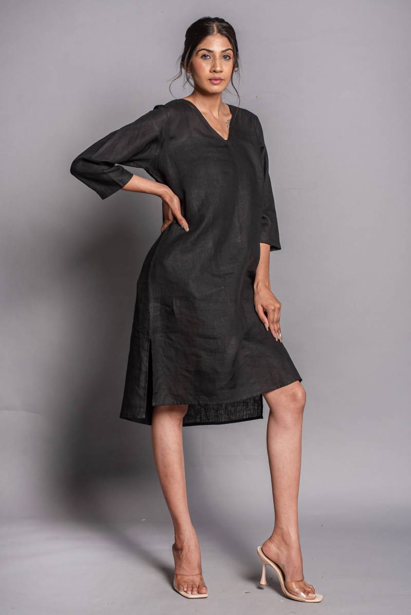 Schwarzes Leinen Tunika Kleid V-Ausschnitt Übergroße Sommer Shift, Frauen Kleid Schwarzes Leinen Tunika Kleid V-Ausschnitt Übergroße Sommer Shift, Frauen Kleid von Crush4linen