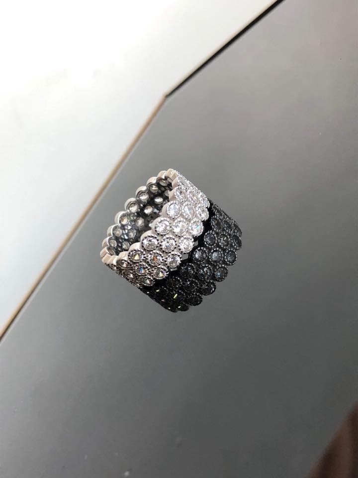 Silber Trio Sparkly Eternity Band Silber Trio Sparkly Eternity Band von CrushLane
