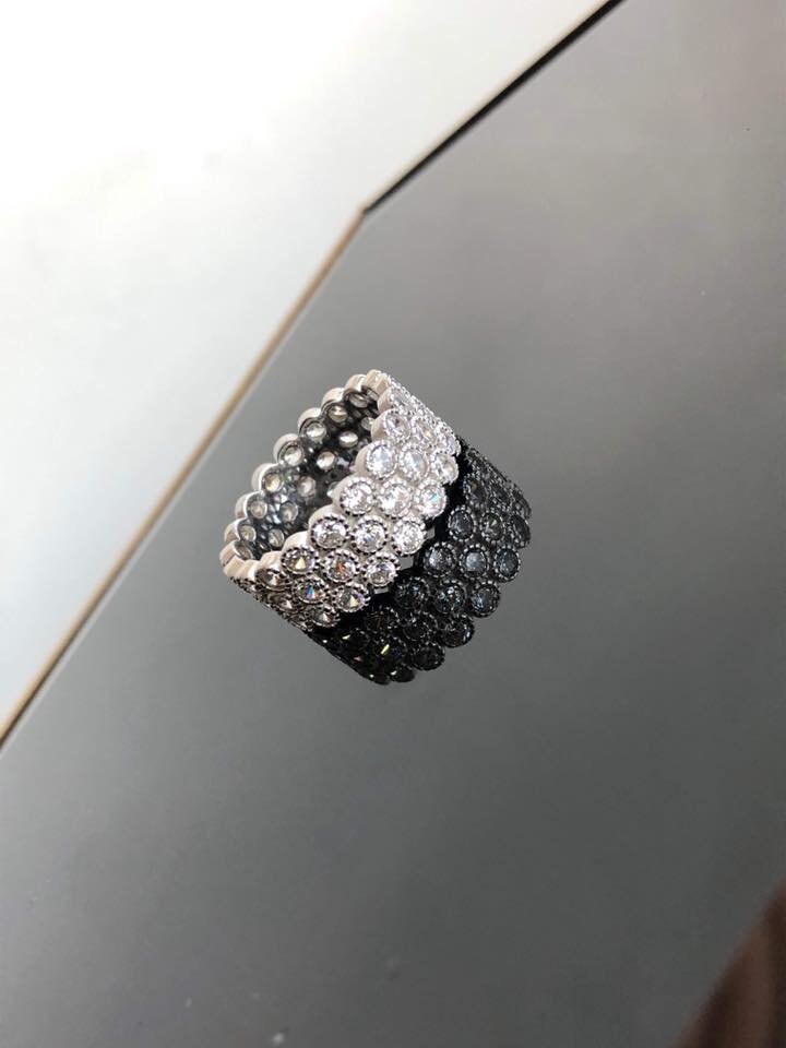 Silber Trio Sparkly Eternity Band Silber Trio Sparkly Eternity Band von CrushLane