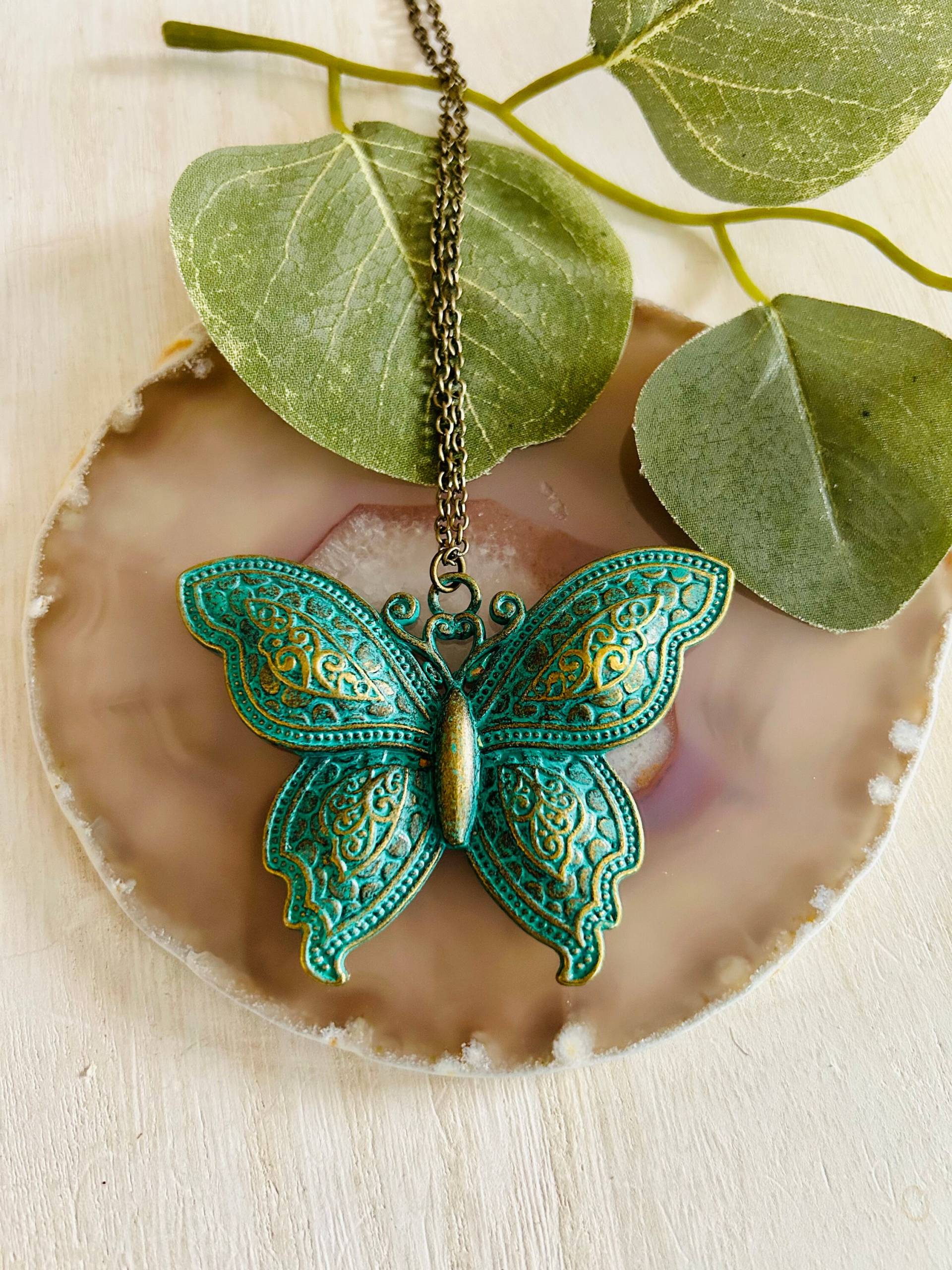 Damen Schmetterling Halskette, Bronze Halskette von Crushedonjewelry