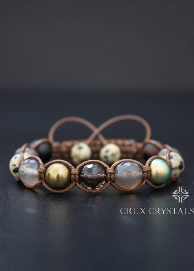 Braune Zucker Perlen Armband, Makramee Shamballa Edelstein Stapel Swarovski Perlen, Herbstschmuck, Muttertag von CruxCrystals