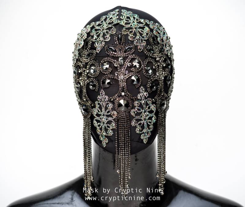 Fallende Prinzessin - Individuelle Haute Couture Maske von CrypticNine