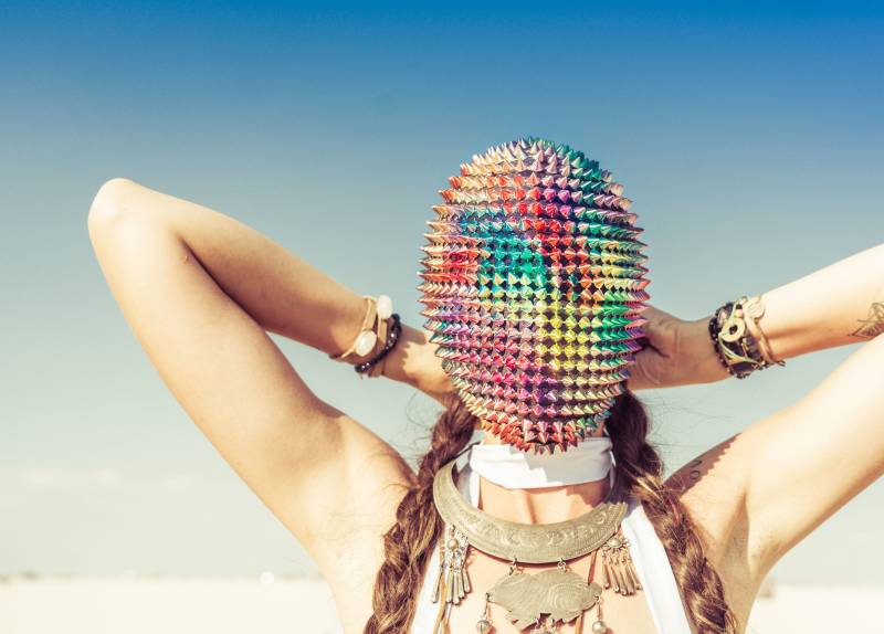 Rainbow Burst.. Individuell Bemalte Haute Couture Spike Maske von CrypticNine