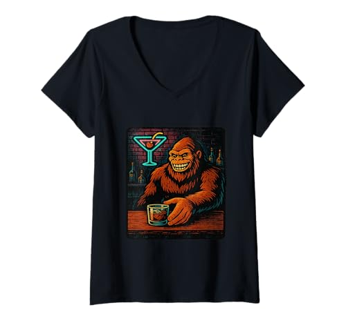 Damen Lustiger Bigfoot Drinking at Bar T-Shirt mit V-Ausschnitt Damen Lustiger Bigfoot Drinking at Bar T-Shirt mit V-Ausschnitt von Cryptid Nightlife Co.