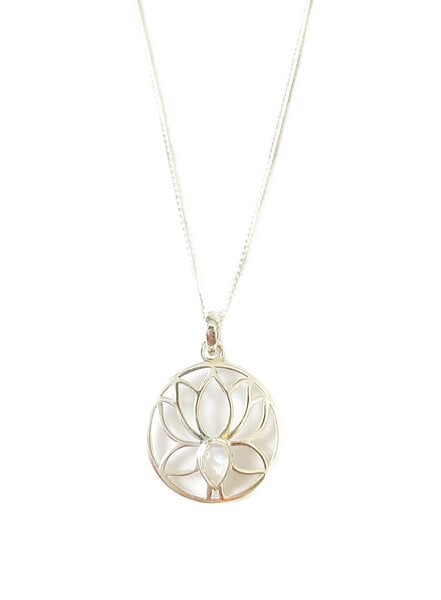 Lotus Blume mit Mondstein Halskette 925 Sterling Silber von Crystal and Sage von Crystal and Sage