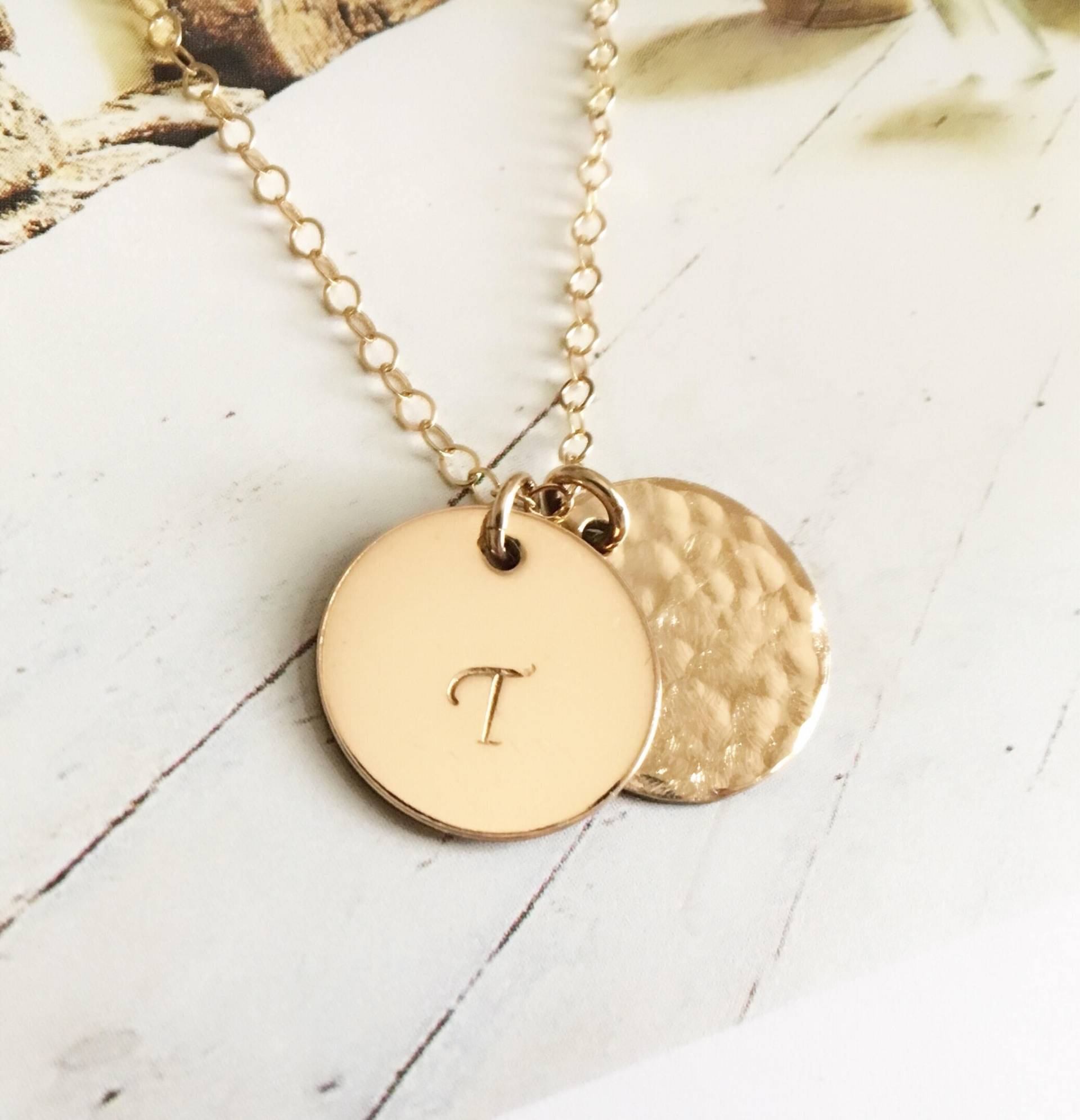 14K Gold Filled Double Disc Halskette, Personalisierte Filled Initial Halskette 14K Gold Filled Double Disc Halskette, Personalisierte Filled Initial Halskette von CrystalBlueJewels