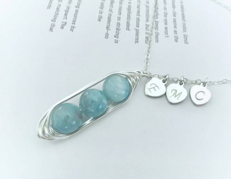 Aquamarin Peapod Halskette, Personalisierte 3 Erbsen in Einer Schote Halskette Sterling Silber Aquamarin Peapod Halskette, Personalisierte 3 Erbsen in Einer Schote Halskette Sterling Silber von CrystalBlueJewels