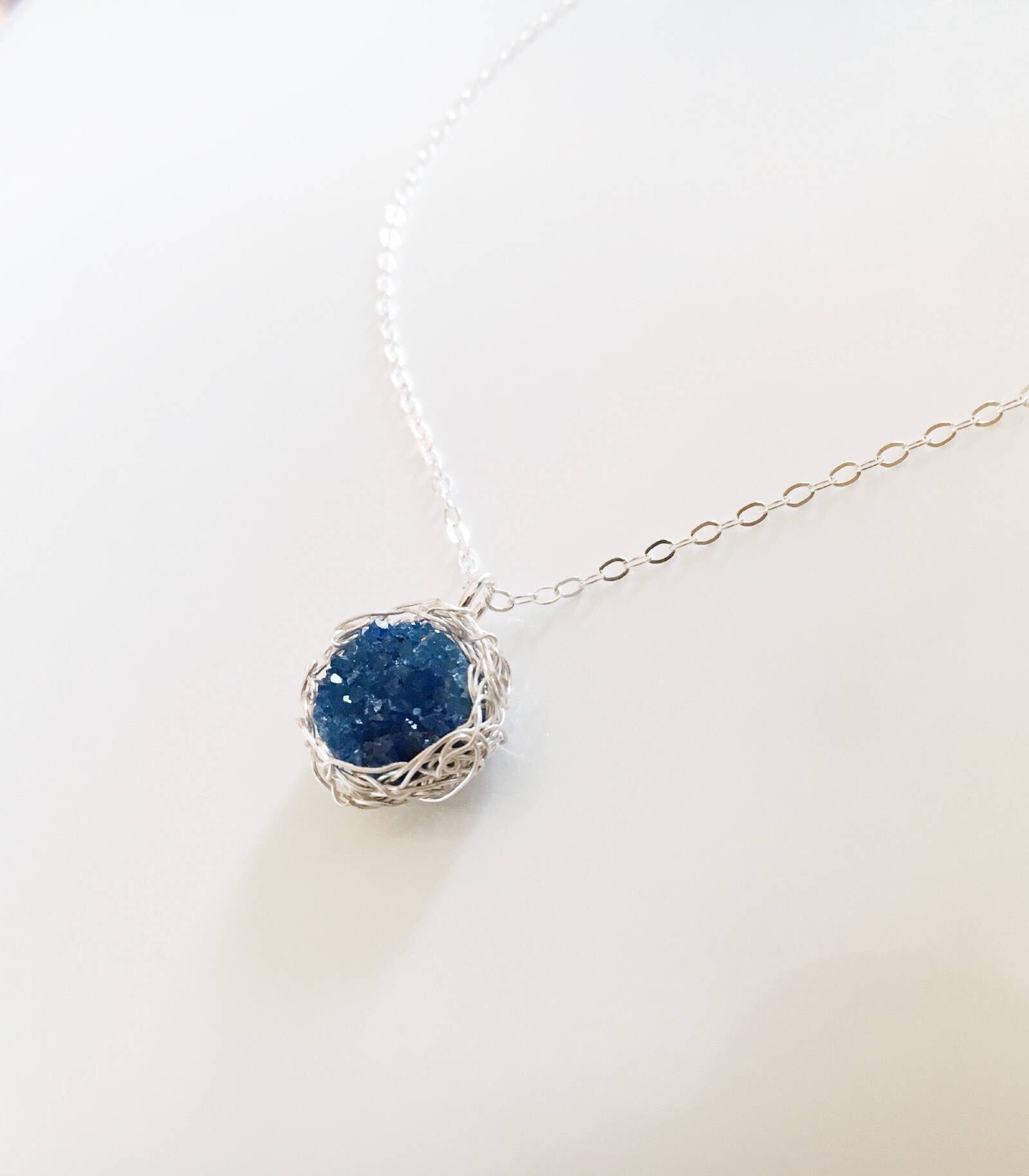 Blaue Druzy Kette, Natürliche Draht Gewickelt Kette Blaue Druzy Kette, Natürliche Draht Gewickelt Kette von CrystalBlueJewels
