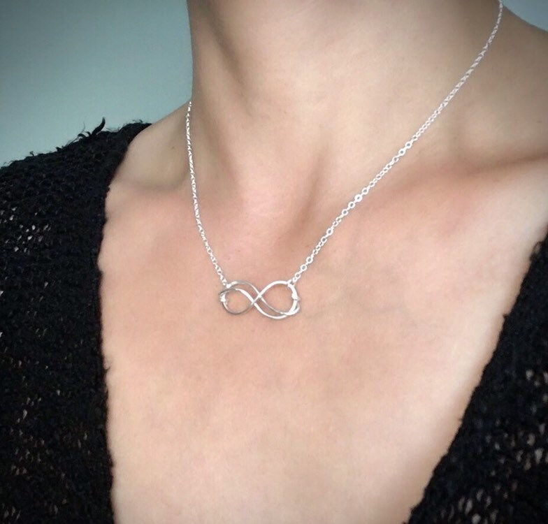 Unendlichkeit Halskette in Sterling Silber von CrystalBlueJewels