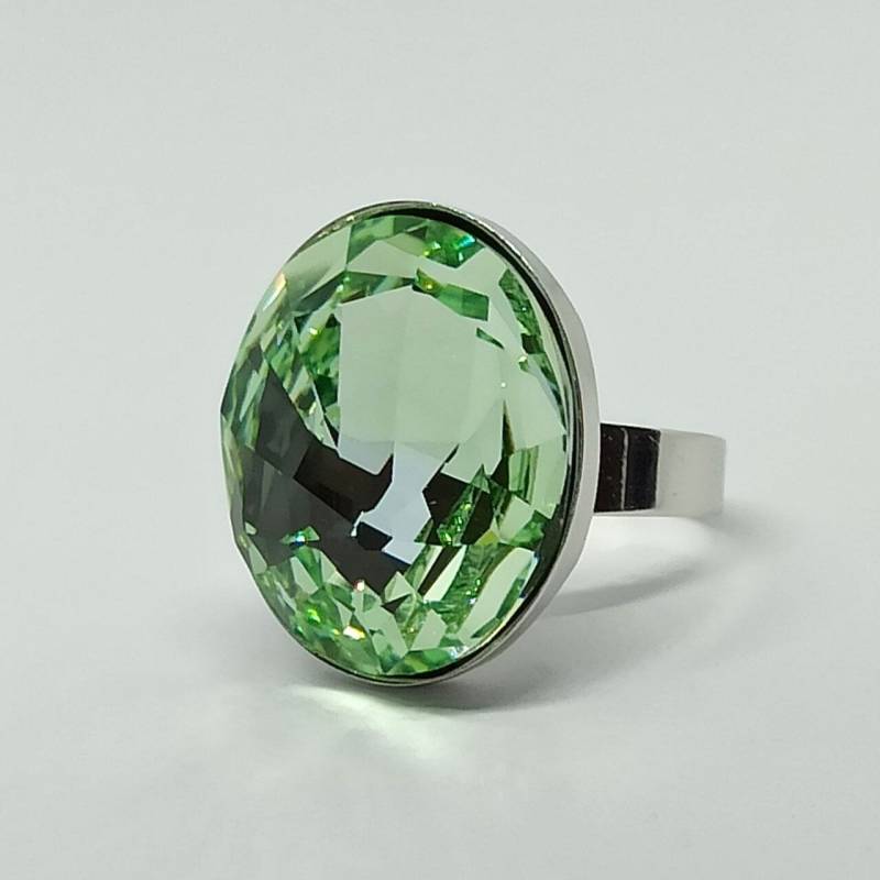 Verstellbaren Ring Mit Swarovski Nautilus 23 X 20 Mm Chrysolite F Rhodium Plated von CrystalComponentsCZ