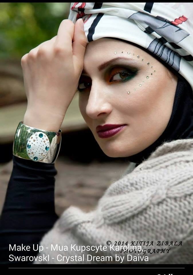 Swarovski Kristall Armreif Armband Manschette Weiß Türkis Pfirsich von CrystalDreamByDaiva