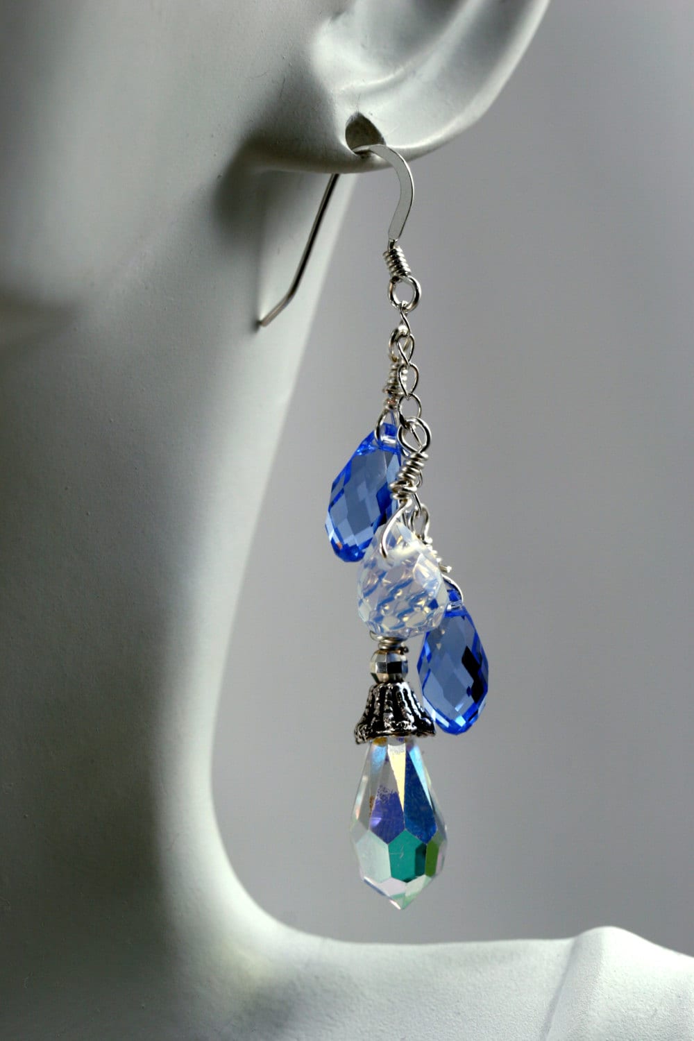 Swarovski Kristall Tropfen & Mondstein Ohrringe Swarovski Kristall Tropfen & Mondstein Ohrringe von CrystalMoments