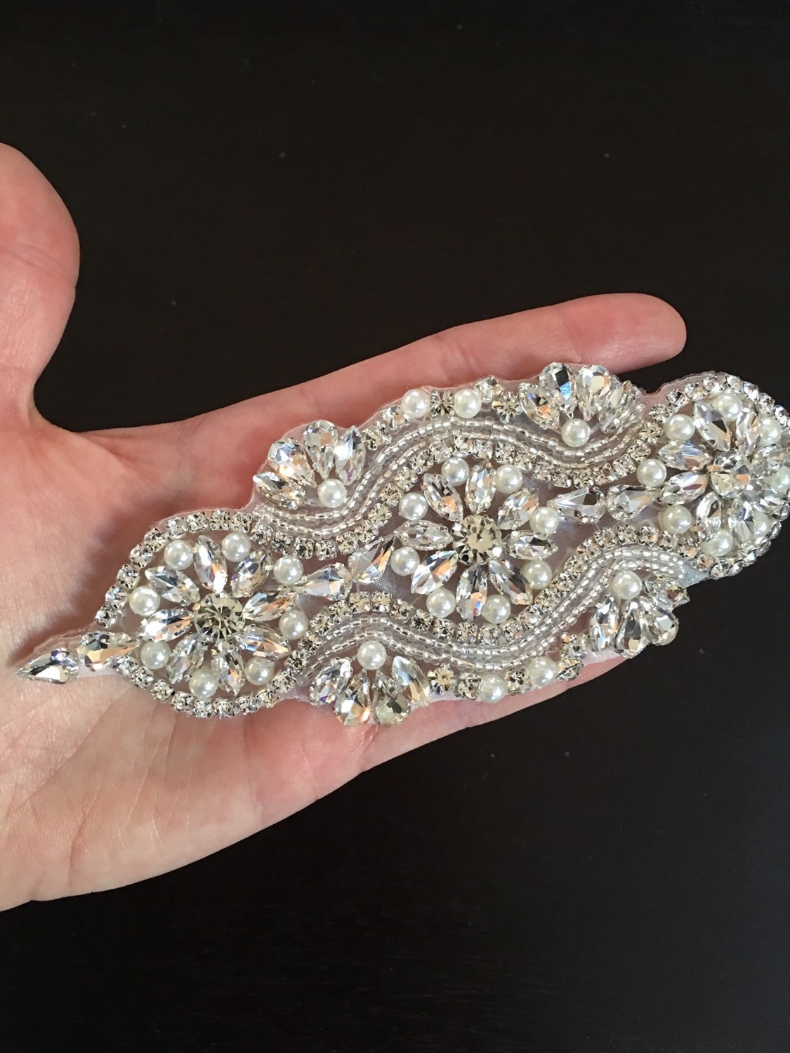 Kristall-strass-Applikation - Großhandel Brautbesatz Brautgürtel [Tr057] von CrystalTrimming