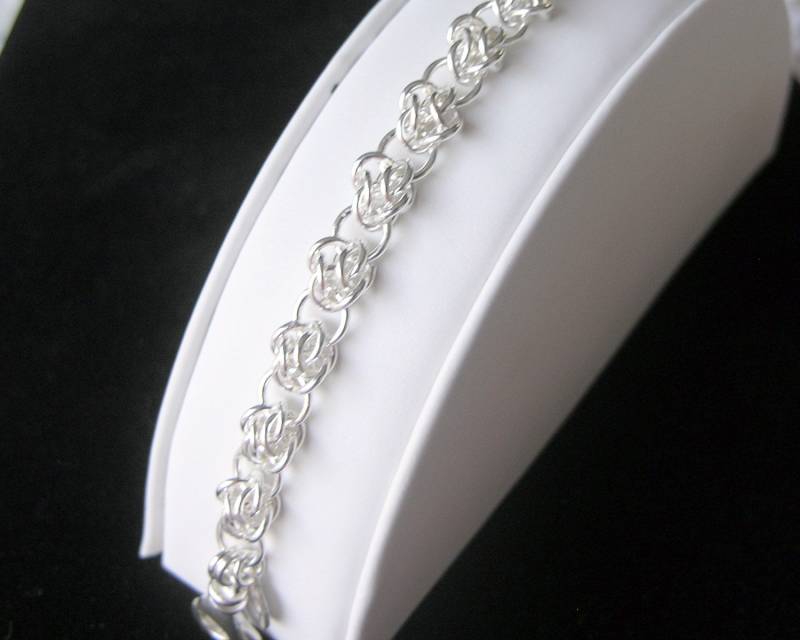 Wolke-Armband - Argentium Silber 18G, Klaue Karabinerverschluss Sterling Gelötet Wolke-Armband - Argentium Silber 18G, Klaue Karabinerverschluss Sterling Gelötet von CrystalWaveDesigns