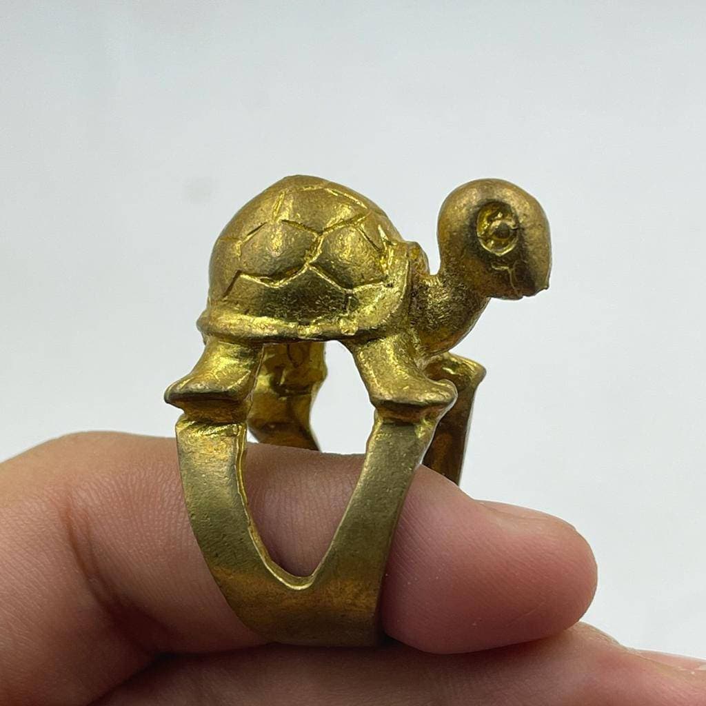 Antik Orient Gold Vergoldung Alte Bronze Unikat Ring Mit Schildpatt von CrystalballStore
