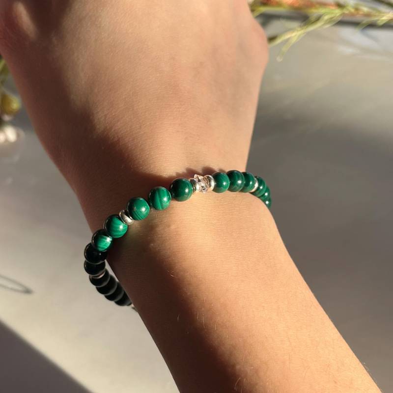 Wunderschönes Malachit Armband Mit Silber Wunderschönes Malachit Armband Mit Silber von CrystalsbyLao