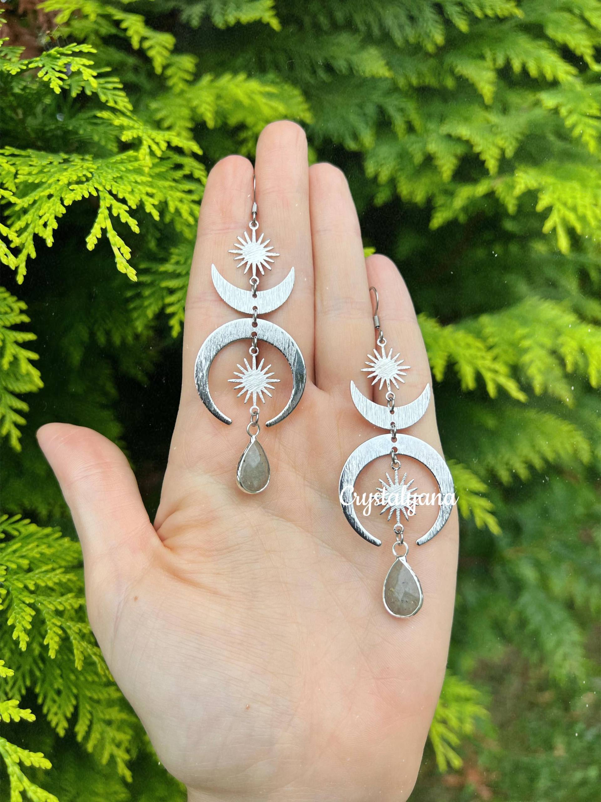 Gold Oder Silber Ohrringe Mit Labradorit | Witchy Gothic Mond Gold Oder Silber Ohrringe Mit Labradorit | Witchy Gothic Mond von Crystalyana