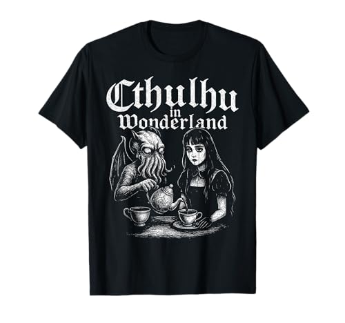 Cthulhu im Wunderland, lustiges Lovecraftian Cthulhu Goth Girl T-Shirt Cthulhu im Wunderland, lustiges Lovecraftian Cthulhu Goth Girl T-Shirt von Cthulhu Idol Miskatonic Horror Shop