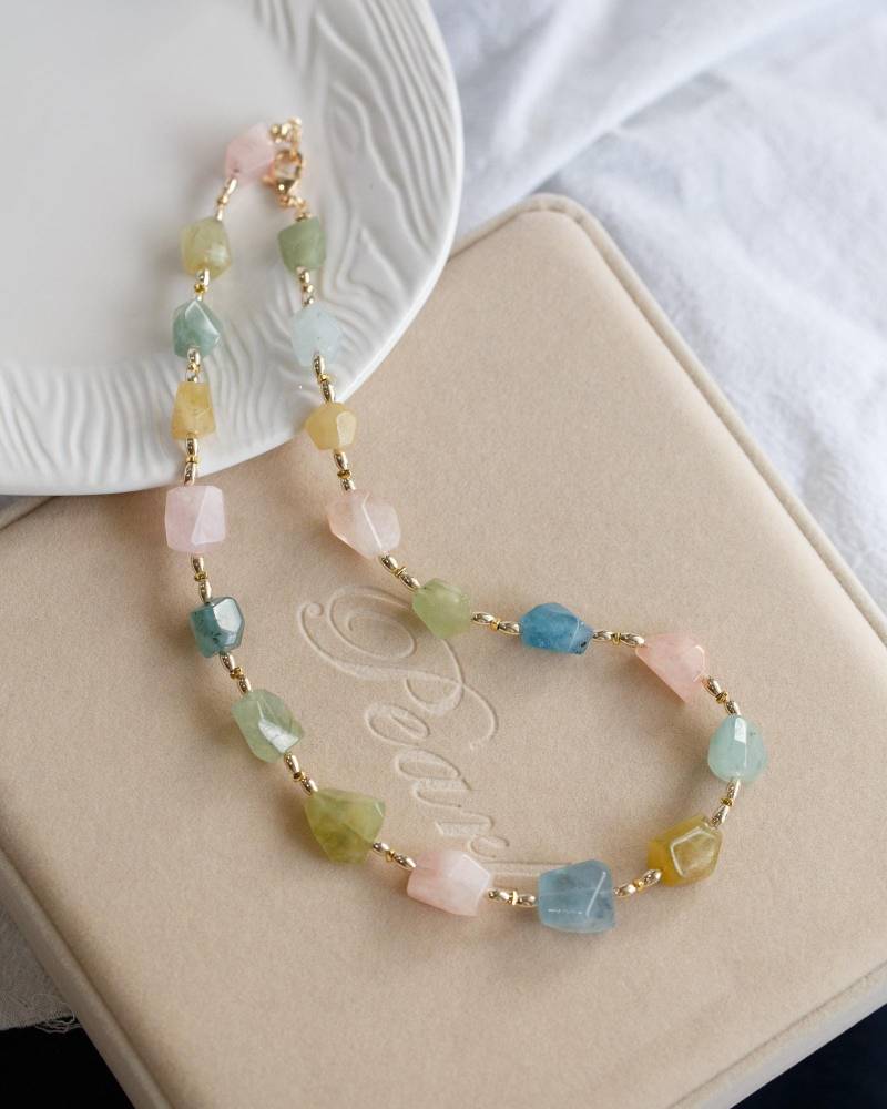 Adelaide Morganit Beryll Aquamarin Halskette Adelaide Morganit Beryll Aquamarin Halskette von CubicJewels