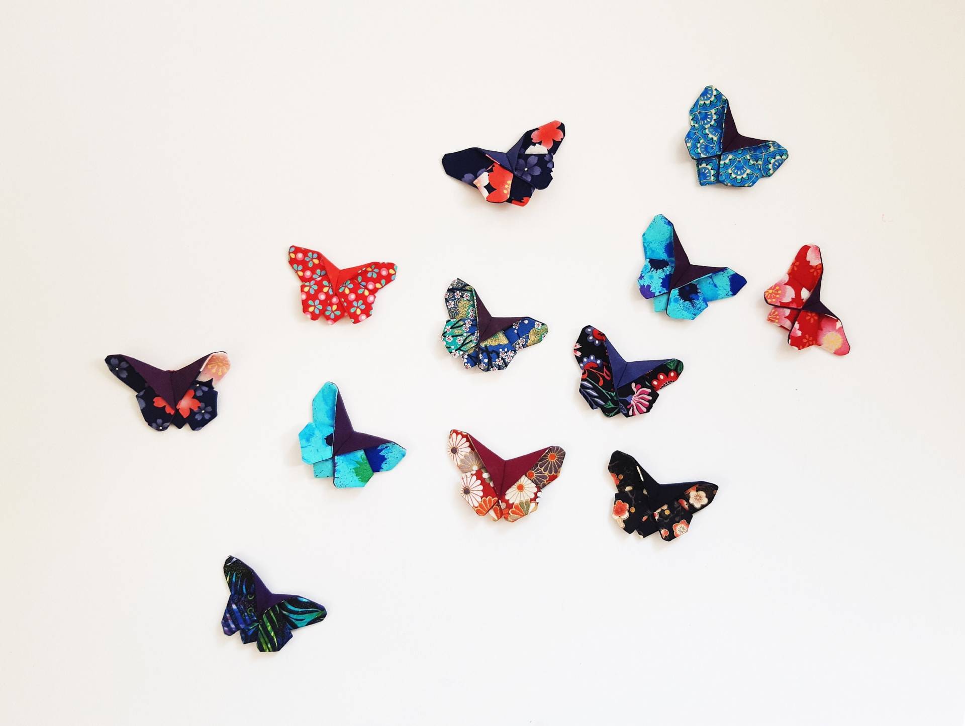 Brosche Origami-Schmetterling-stoff-Zubehör/Origami-Brosche Schmetterling-stoff-Origami Brosche Origami-Schmetterling-stoff-Zubehör/Origami-Brosche Schmetterling-stoff-Origami von CuckooMadam
