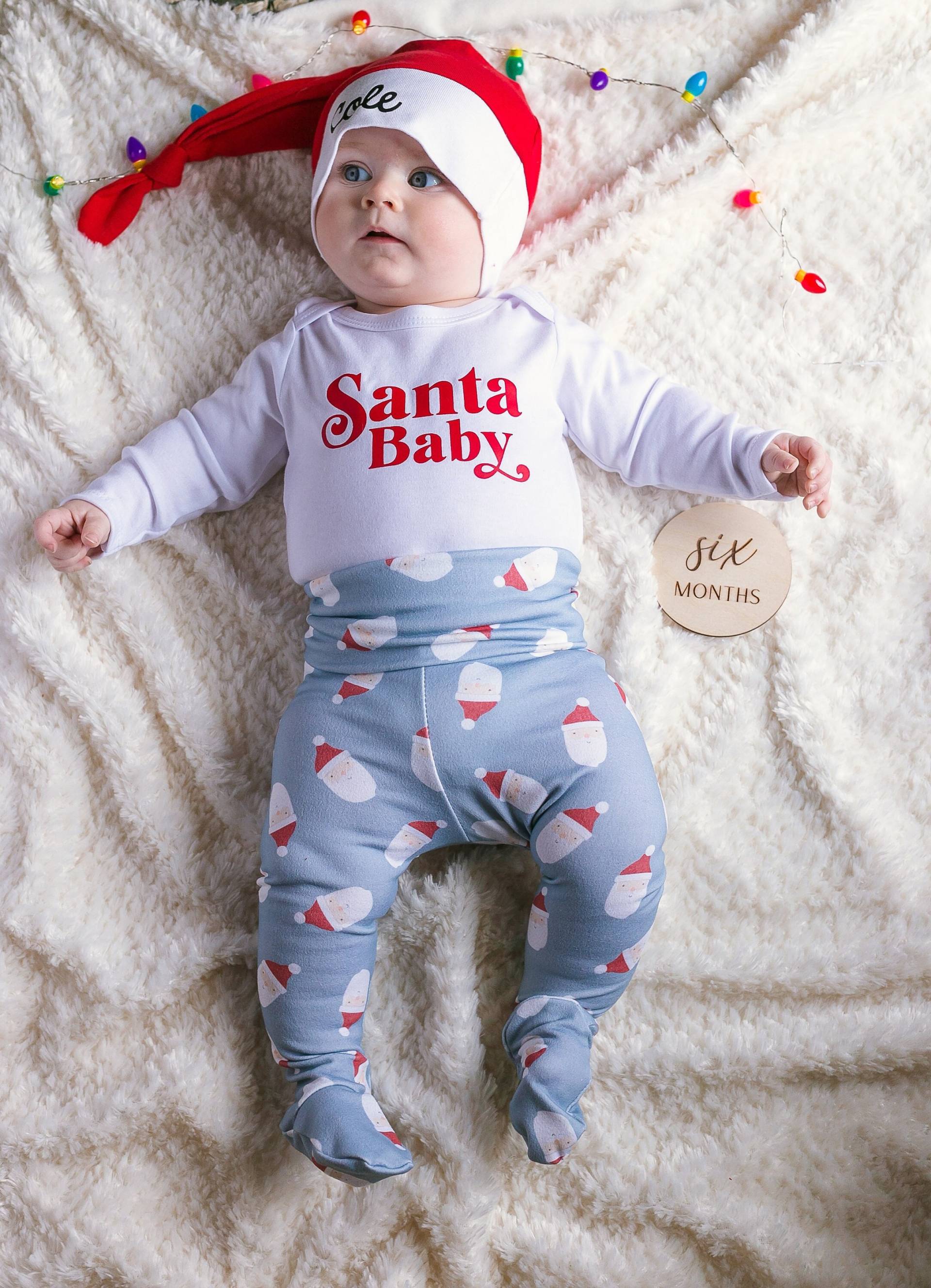 Baby-Weihnachts-Outfit, Weihnachtsmann-Baby, Personalisierte Baby-Weihnachtsmütze, Unisex-Babys 1 von CuddleSleepDream