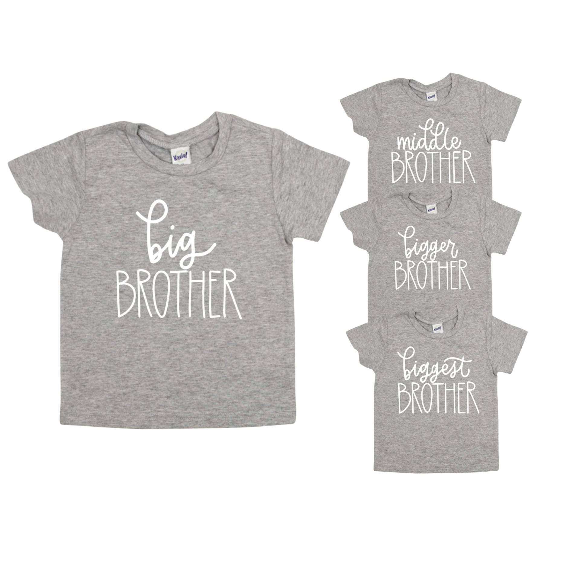 Big Brother T-Shirt/Grau Meliert, Schrift, Weiss Großer Bruder Ansage, Mittlere, Größer, Am Größten von CuddleSleepDream