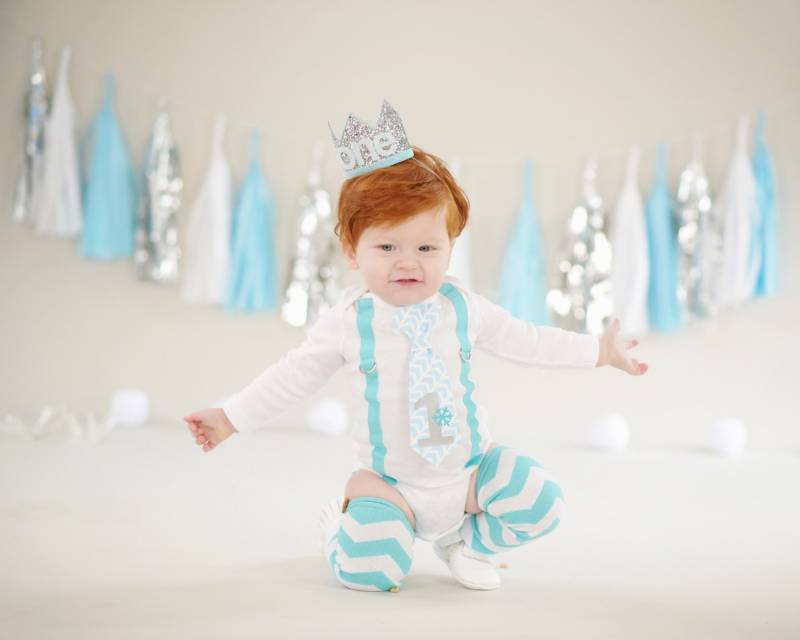 Winter Onederland 1.geburtstag Outfit. Schneemann Geburtstag. Baby Jungen Shirt. Schneeblau Aquagrau von CuddleSleepDream