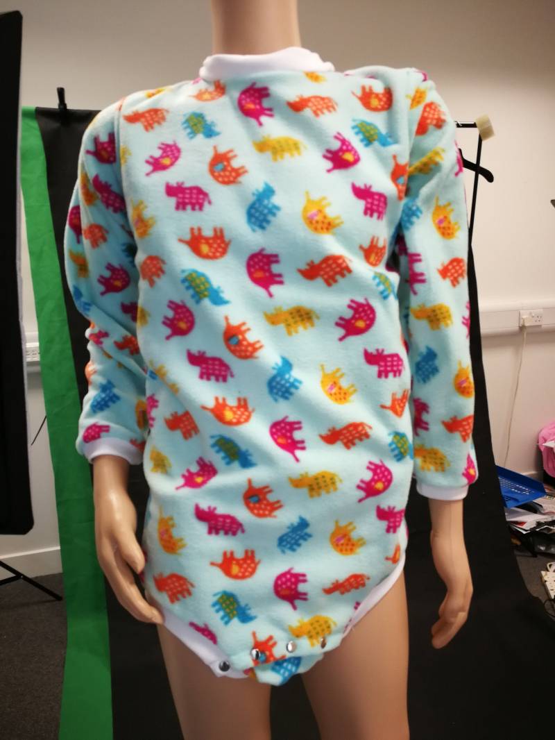 Add On Option - Langarm Zu Einem Unserer Fleece-, Wincyette- Oder Satin-Onesies von CuddlzShop