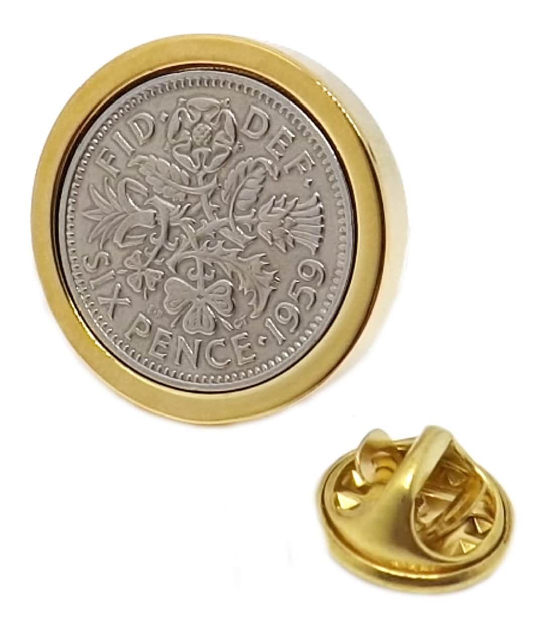 1959 Geburtstag Sixpence Münze Pin Abzeichen Jahr Geschenk 9Ct Vergoldung Herren 65 1959 Geburtstag Sixpence Münze Pin Abzeichen Jahr Geschenk 9Ct Vergoldung Herren 65 von CufflinksDotDirect