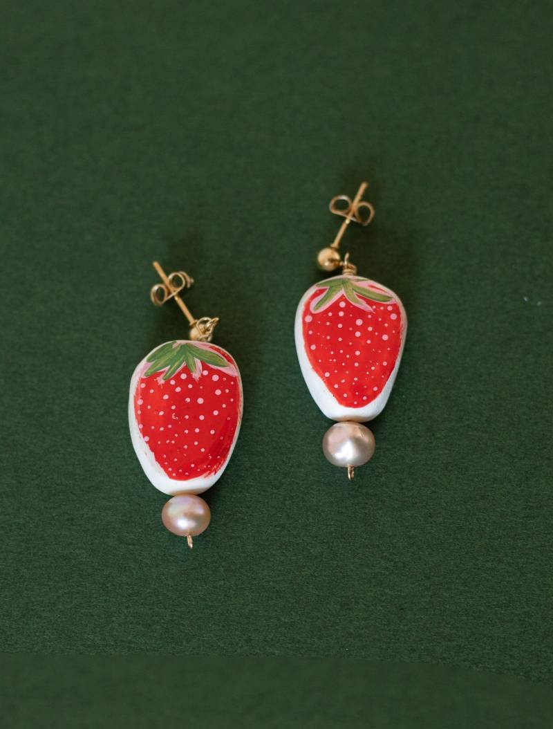 Erdbeer Ohrringe Erdbeer Ohrringe von CulturedCreationsArt