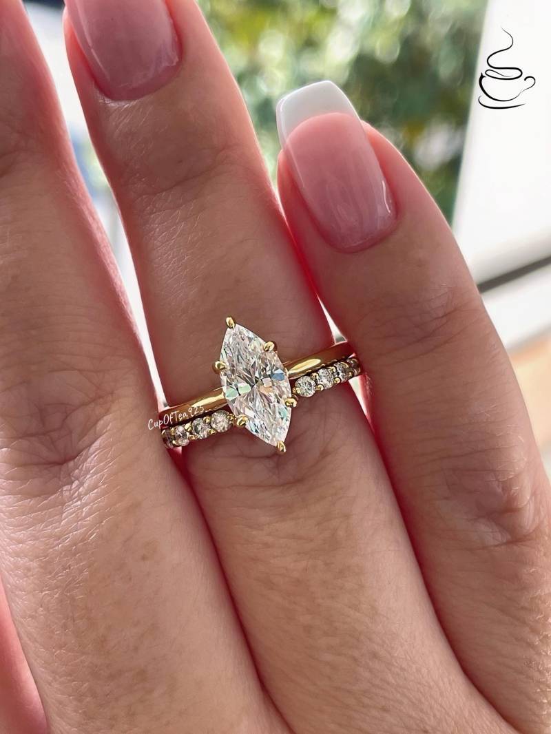 Gelbgold Über Sterling Silber 925, 925 1, 5 Karat Marquise Schnitt Verlobungsring Set , Braut Mit Marquisering von CupOfTea925