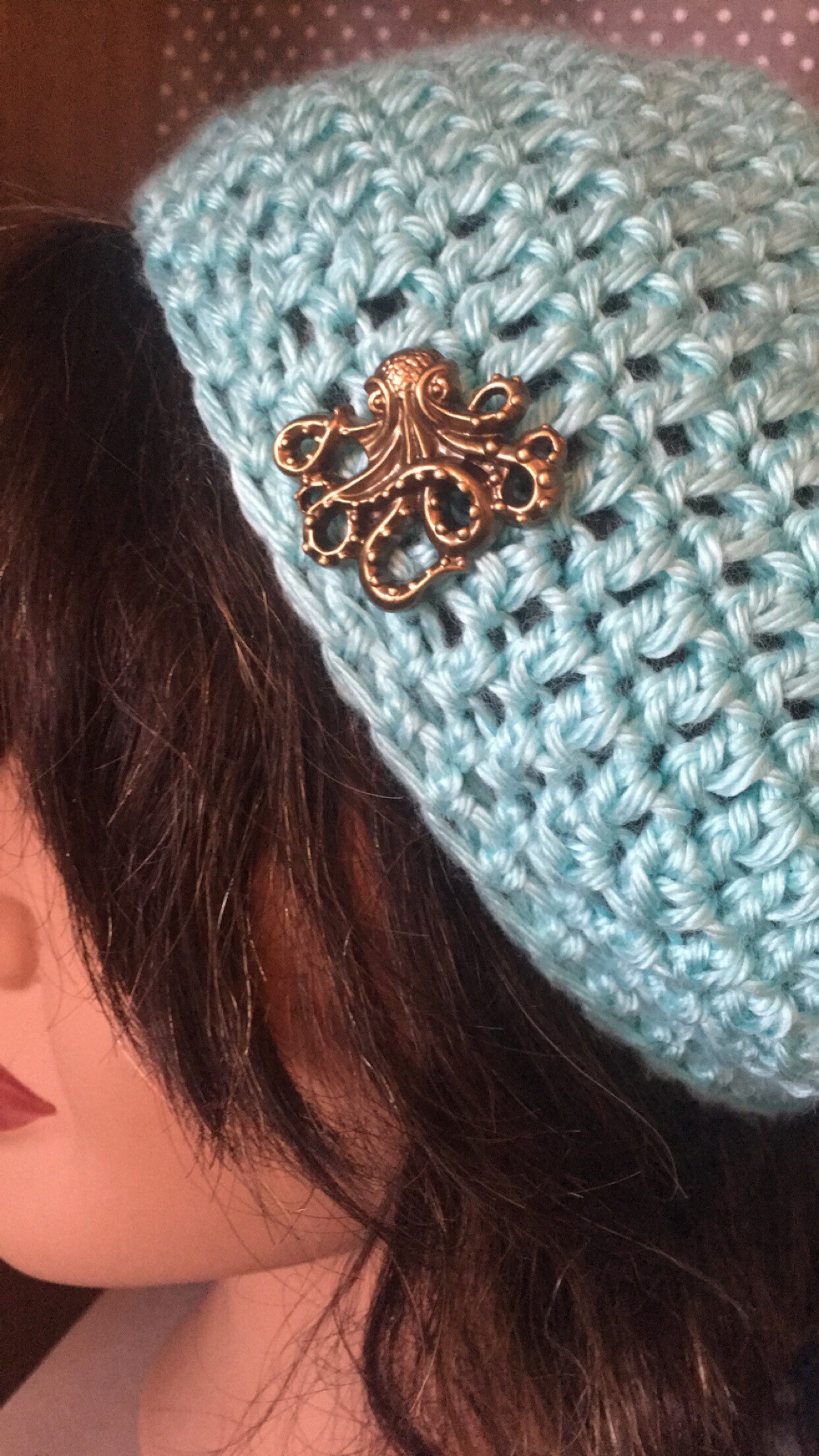 Blaubeer Beanie Mütze Mit Oktopus Verzierung von CuppiecakesCreations