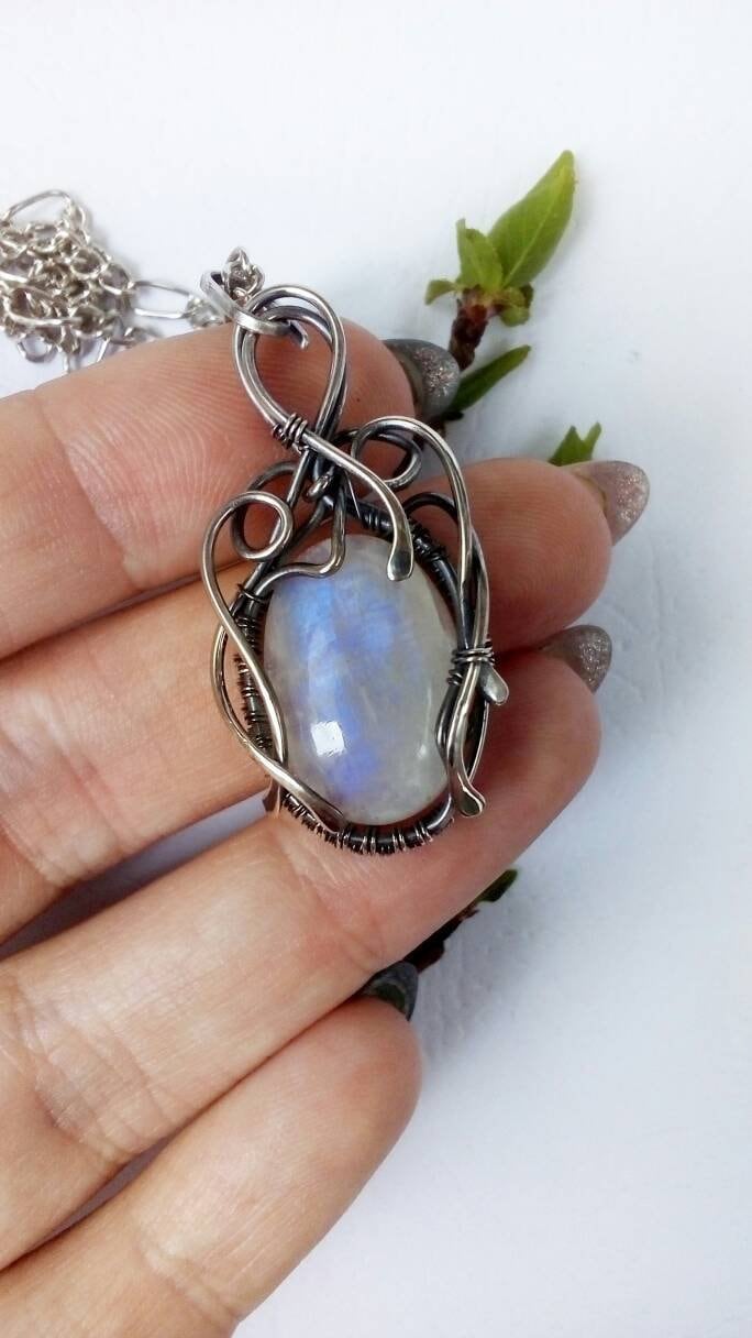 sterling Silber Anhänger Mit Blauen Flash Mondstein Draht Gewickelt Schmuck Boho Elfen 925 Halskette Hochzeit Jahrestagsgeschenk Für Mutter von CuprumJewelryArt