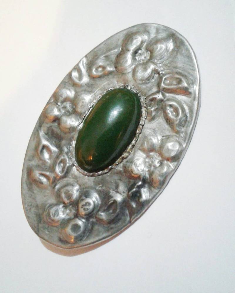 Verkauf Schöne Kunst Und Handwerk Stil Silber Ton Metall Dunkelgrün Stein Brosche Ideales Geschenk von CuriousOrangeVintage