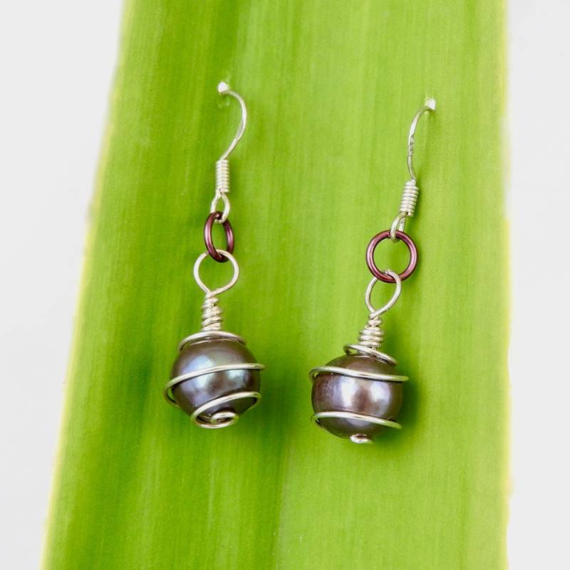 Handgefertigte Ohrringe Aus Recyceltem Sterling Silber in Drahtwickeltechnik Handgefertigte Ohrringe Aus Recyceltem Sterling Silber in Drahtwickeltechnik von CurlicueNZ