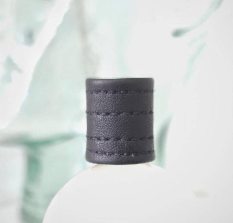 Bad Boyfriend Schwarz Vegan Leder Unisex Statement Ring von CursedArrows