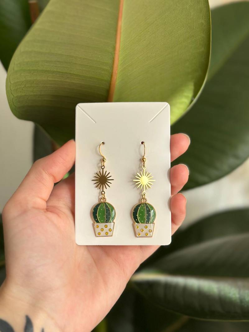1 Paar - Pflanzen Kaktus Ohrringe Emaille- Flowers Plants Friends Grüne Mit Motiv Monstera Grüße Süße von CursedWonderland